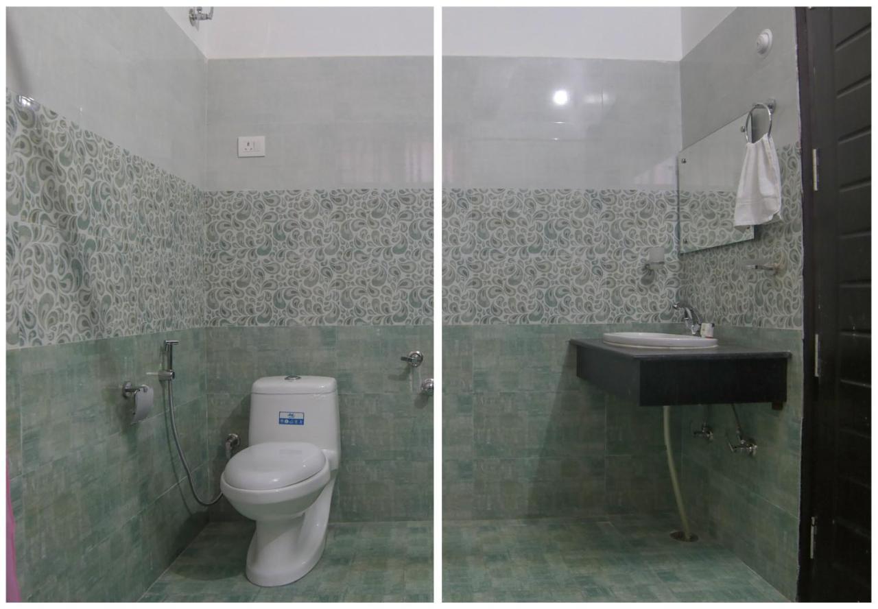 Oyo 30488 Satkar Hotel Pithorāgarh Eksteriør billede